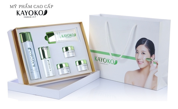 Bộ mỹ phẩm Kayoko 6 in 1 giảm nám da, tàn nhang – Nhật Bản